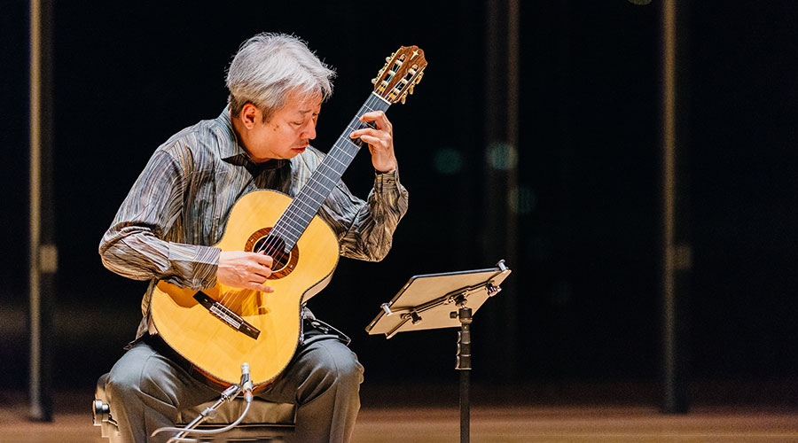 Shin-ichi Fukuda, guitar | Northwestern Bienen School of Music